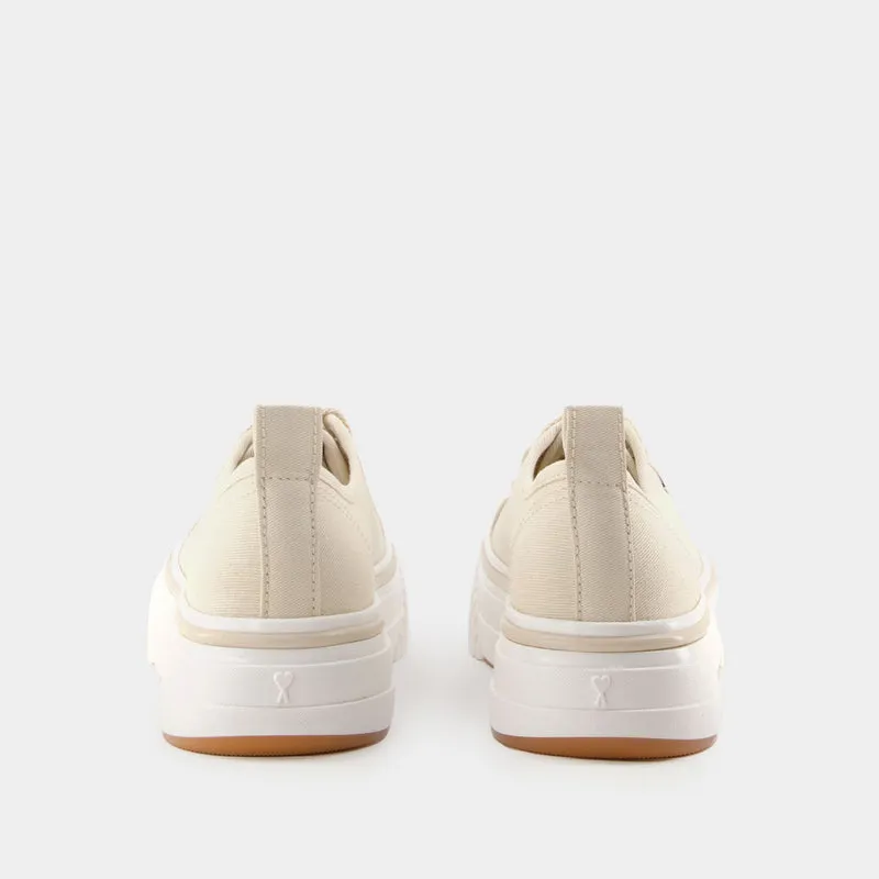 Low Top Ami 1980 Sneakers - AMI Paris - Cotton - Off White