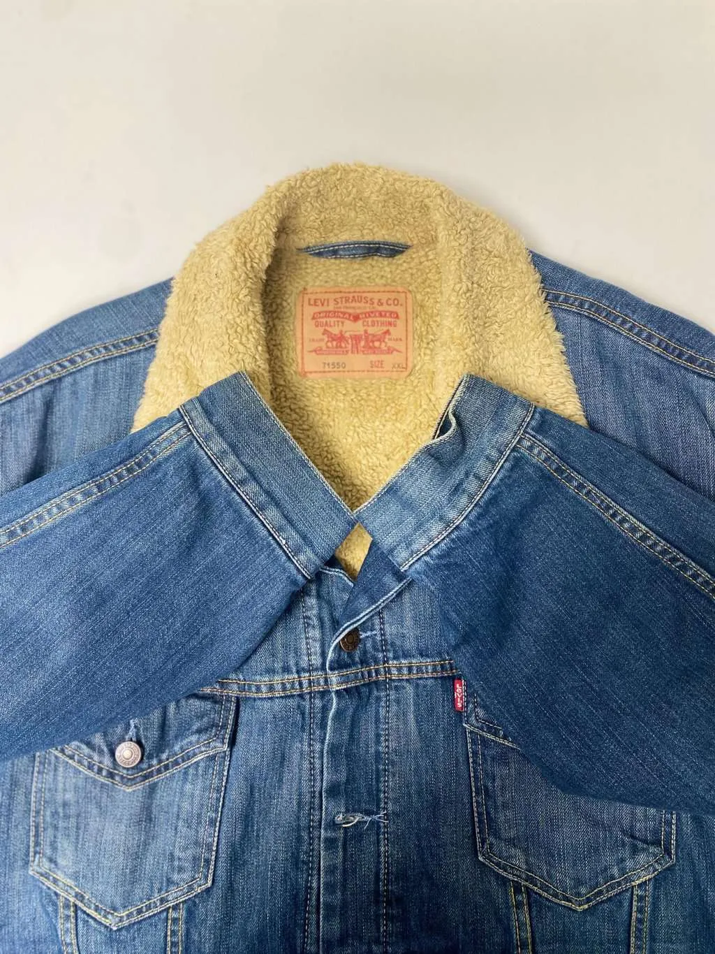 Men’s vintage Levis 71550 sherpa denim jacket – XL