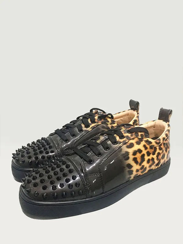 Men's Lace Up Leoapard Print Low Top Sneakers with Spikes Prom Homecoming Party Shoes