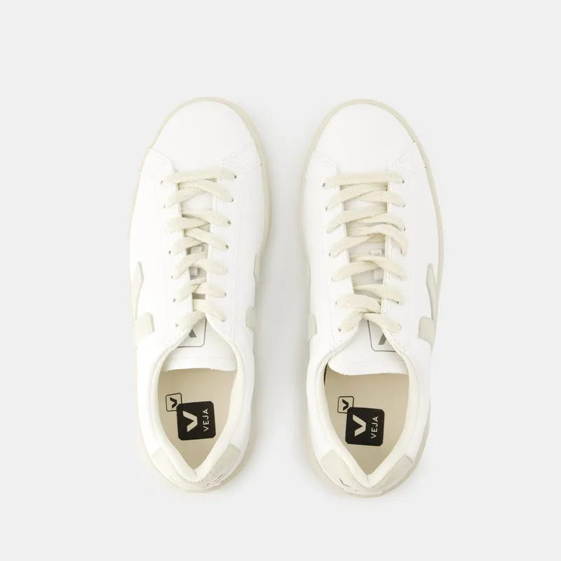 Urca Sneakers - Veja - Synthetic Leather - White