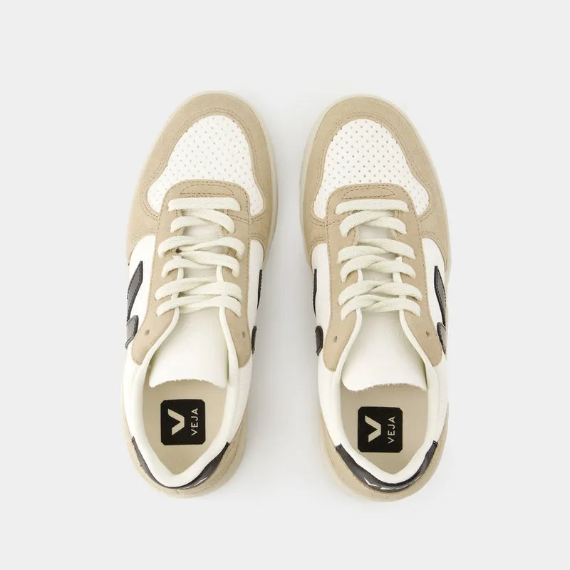 V10 Sneakers - Veja - Leather - White